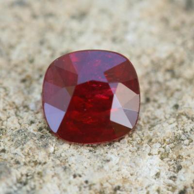 Rubis [0.89 ct]